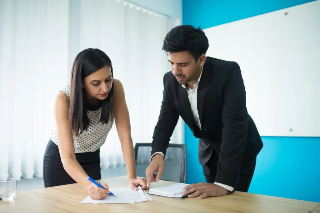 Can NRIs and OCI cardholders invest in Indian Mutual Funds Image