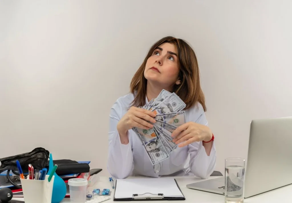 Importance of Investments for Single Women Image