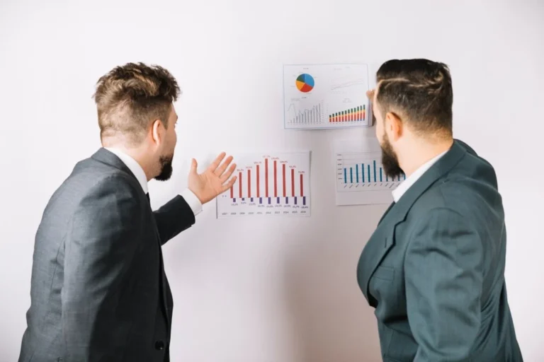 AUM vs NAV: What is AUM and NAV in Mutual Fund